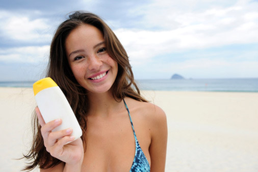 safest sensitive skin sunscreen